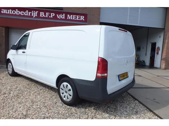 Mercedes-Benz Vito 116 CDI Extra Lang 3-zits 2018 Diesel 3