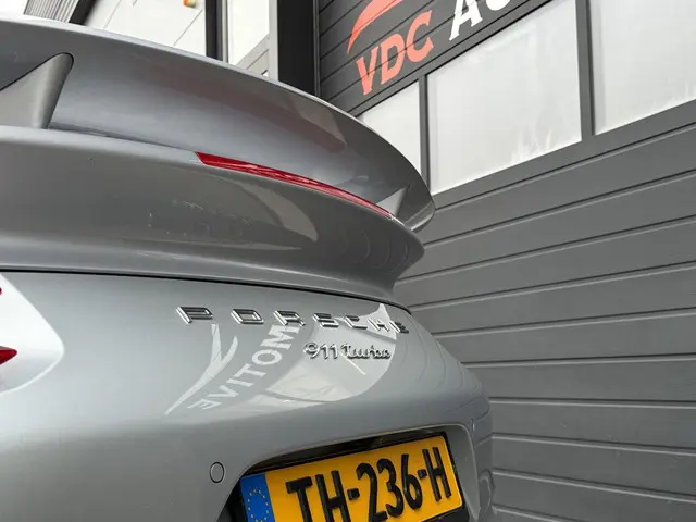 Porsche 911 Cabrio 3.8 Turbo Cabrio 2016 Benzine 27
