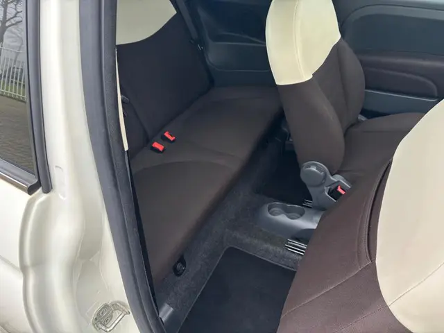 Fiat 500 1.2 Lounge 2012 Benzine 5