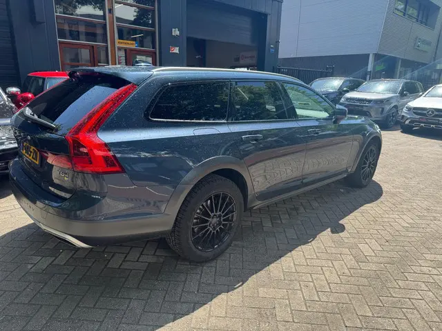 Volvo V90 Cross Country 2.0 T5 Pro 2018 Benzine 19