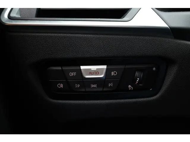 BMW 2 Serie Coupé M240i xDrive 375pk 2023 Benzine 10