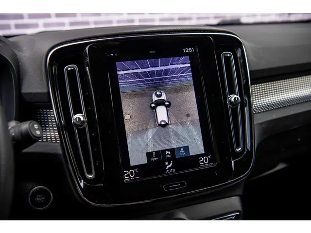 Volvo XC40 1.5 T3 R-Design 2021 Benzine 19