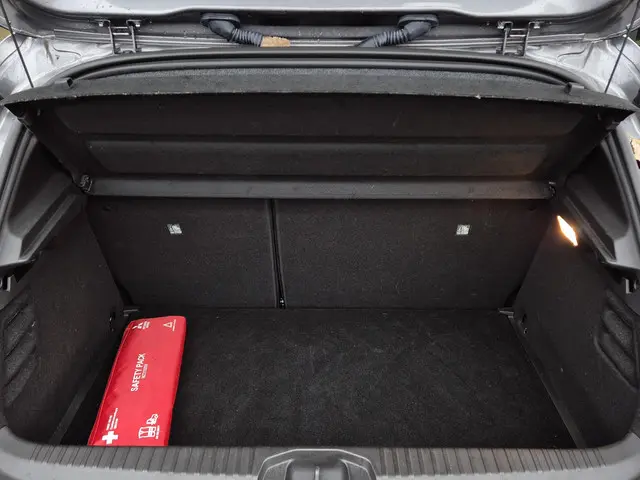 Mitsubishi Colt 1.0T MT First Edition 2024 Benzine 34