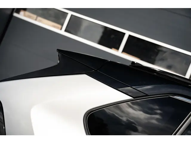 Toyota RAV4 2.5 PHEV AWD Bi-Tone 2023 Hybride Benzine 27