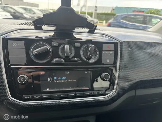 Volkswagen up! 1.0 BMT take up! 2018 Benzine 12