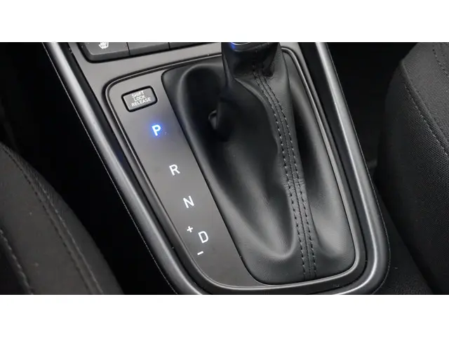 Hyundai i20 1.0 T-GDI Automaat Comfort 2023 Benzine 27