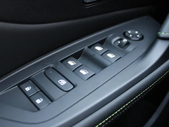 Peugeot 408 1.6 HYbrid GT 180 EAT8 2025 Hybride Benzine 32