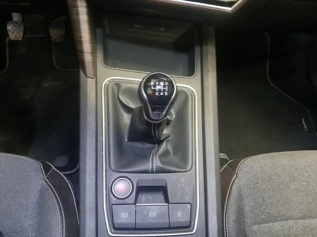 SEAT Leon 1.5 TSI FR SCHADEAUTO!! 2020 Benzine 21