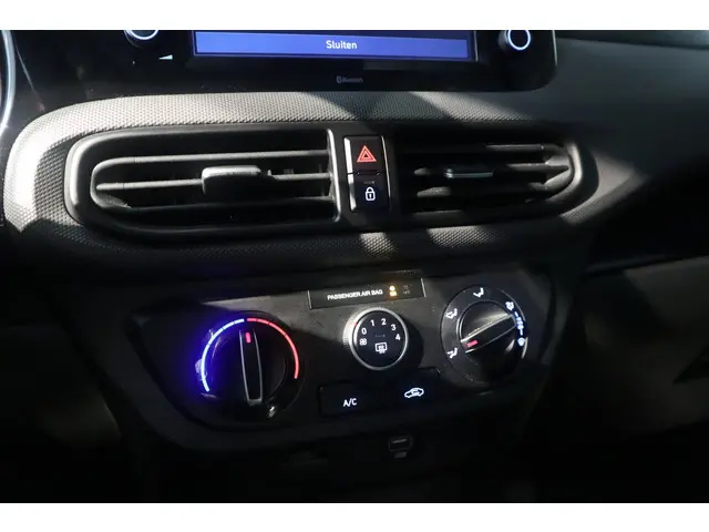 Hyundai i10 1.0 Comfort 5-zits | Carplay | DAB+ 2022 Benzine 16