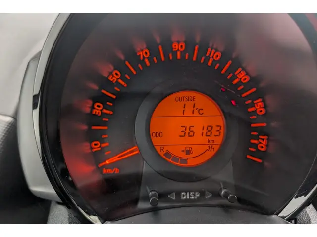 Toyota Aygo 1.0 VVT-i x-fun 2019 Benzine 26