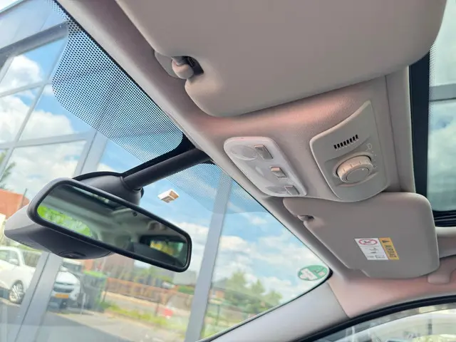 Renault Scénic 2.0 Bose Automaat | Pano. 2013 Benzine 35