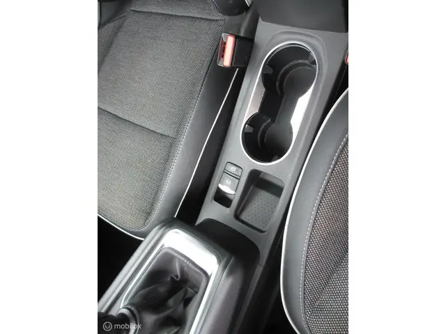 Renault Captur 1.0 TCe 100 Intens 2020 Benzine 19