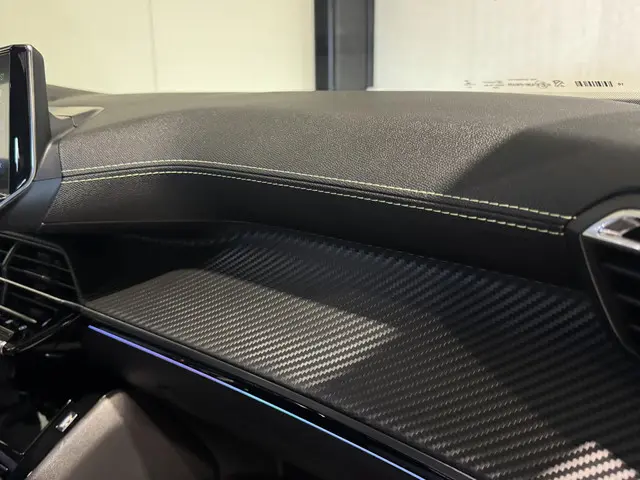 Peugeot e-2008 EV GT Pack 50 kWh 2021 Elektrisch 15