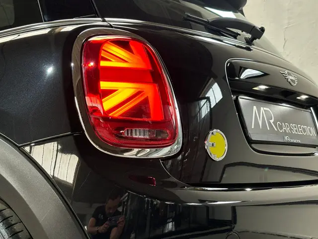 MINI Electric Mini Classic 33 kWh 2022 Elektrisch 32