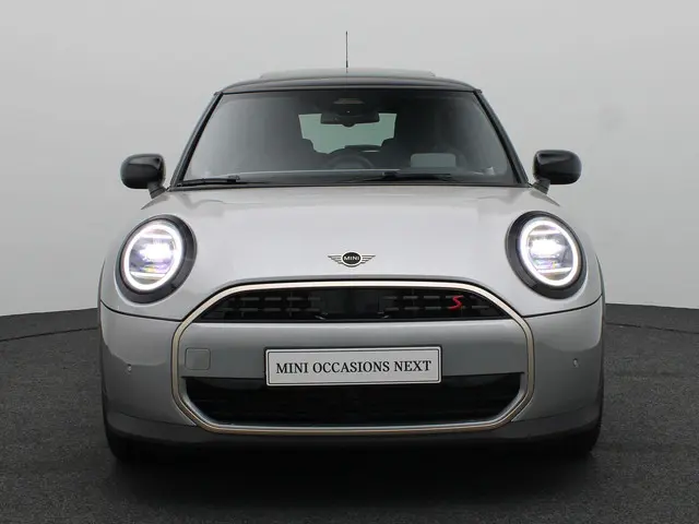 MINI 3-Deurs Cooper S 2025 Benzine 3