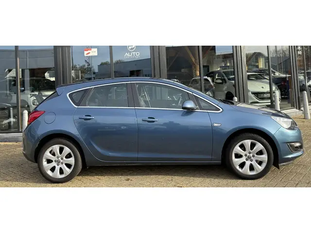 Opel Astra 1.4 Blitz 2014 Benzine 6