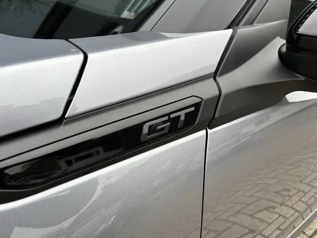 Peugeot 2008 1.2 Turbo 130 PK GT Automaat 2024 Benzine 35