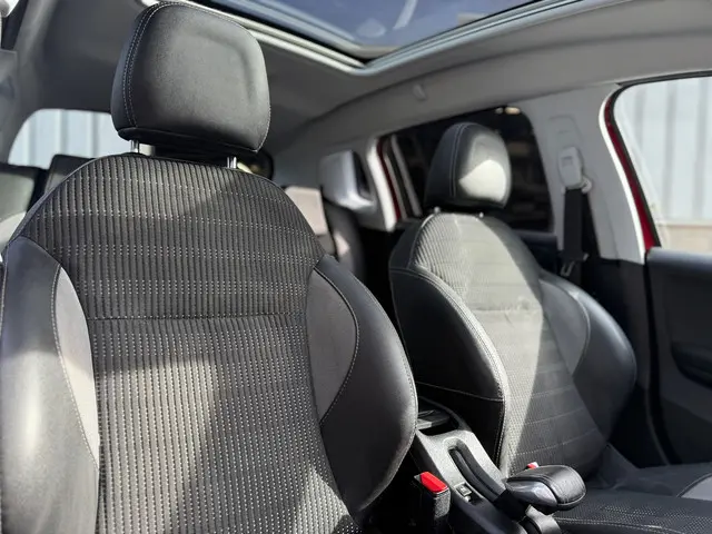 Peugeot 2008 1.2 PureTech Allure 2018 Benzine 19