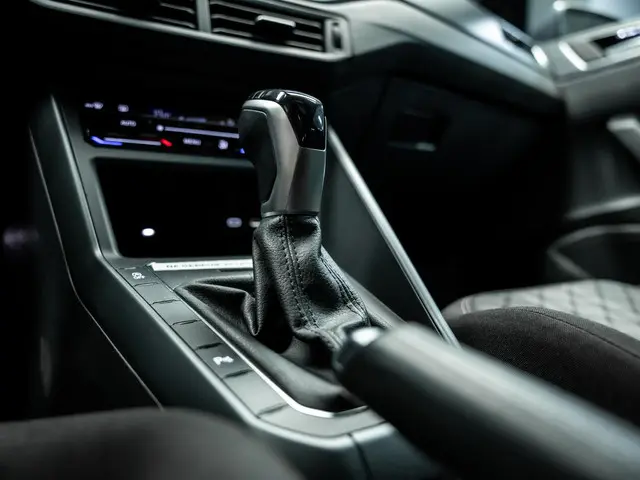 Volkswagen Polo 1.0 TSI R-Line Edition 2025 Benzine 34