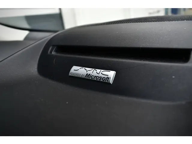 Ford Kuga 2.5 automaat 2014 Benzine 19