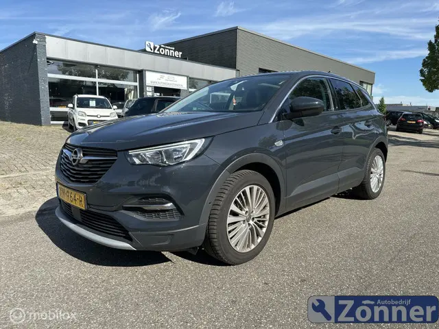 Opel Grandland X 1.2 Turbo Ultimate 2019 Benzine 2