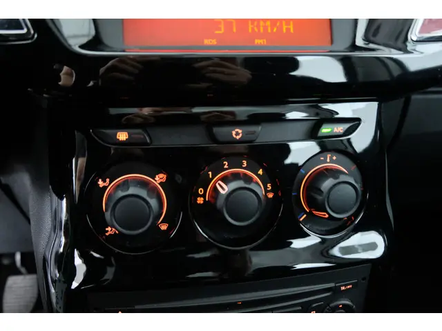 Citroën C3 1.2 VTi Collection 2014 Benzine 12