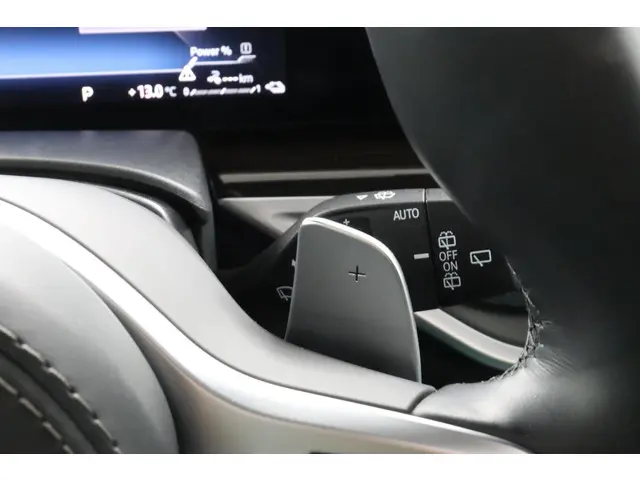 BMW X5 xDrive50e 2025 Hybride Benzine 56