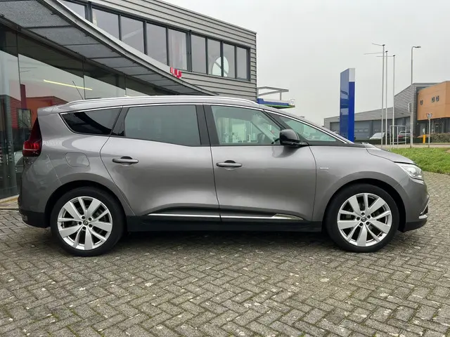 Renault Grand Scénic 1.3 TCe Bose 2018 Benzine 6