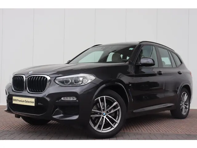 BMW X3 xDrive20i High Executive 2018 Benzine 35