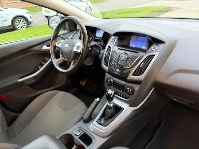 Ford Focus 1.6 EcoBoost Edition Plus 2014 Benzine 12