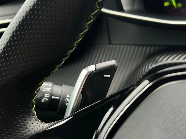 Peugeot 208 1.2 PureTech GT-Line 2020 Benzine 19