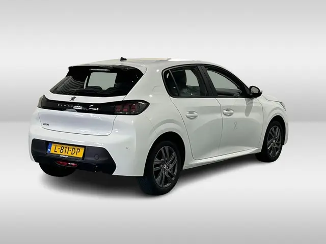 Peugeot 208 2
