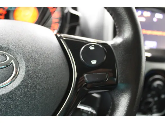 Toyota Aygo 1.0 VVT-i x-play 2017 Benzine 11