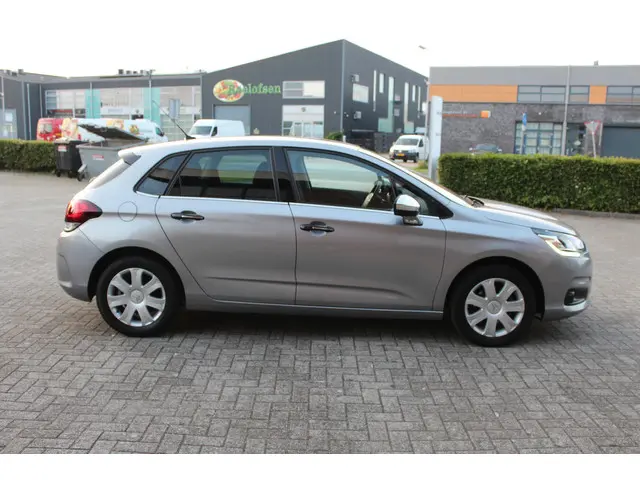 Citroën C4 1.2 PureTech 130 PK 2016 Benzine 5