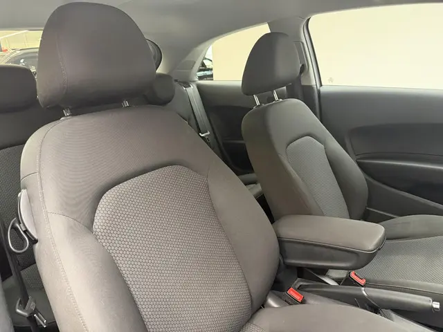 Audi A1 1.0 TFSI Adrenalin 2017 Benzine 6