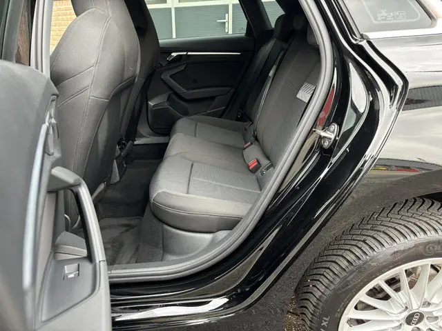 Audi A3 Sportback 30 TFSI Advanced edition 2022 Benzine 14