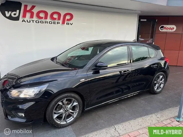 Ford Focus 1.0 EcoBoost st-line be 2020 Benzine 4