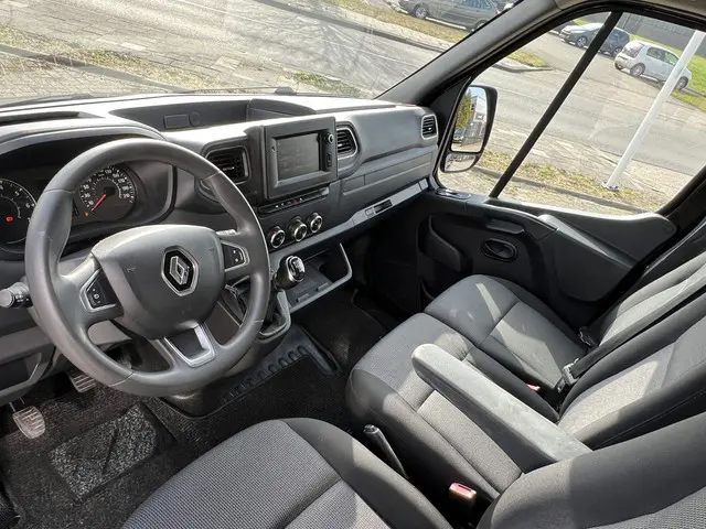 Renault Master T35 2.3 dCi 180 L2H2 Energy 2020 Diesel 4