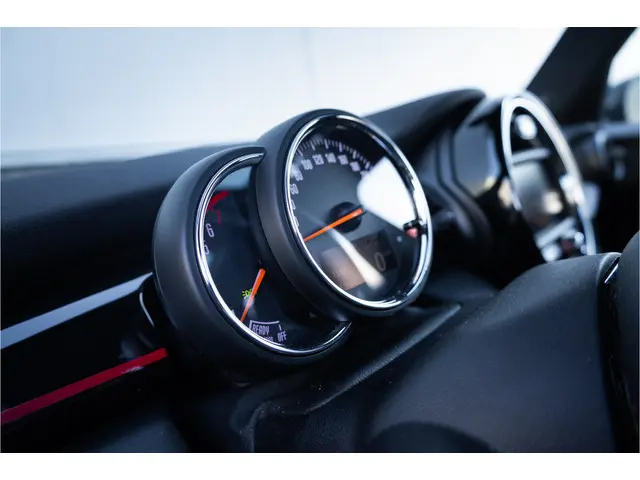 MINI Cooper S Mini Chili Serious Business 2015 Benzine 29