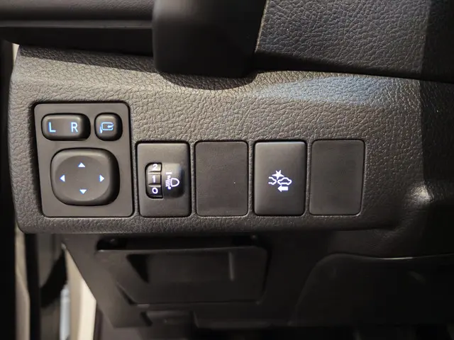 Toyota Auris 1.8 Hybrid Dynamic 2017 Hybride Benzine 27