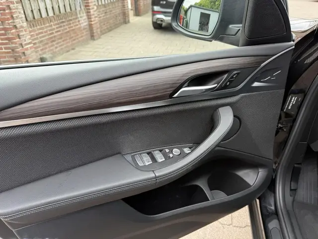 BMW X3 xDrive20i High Executive Edition 2019 Benzine 17