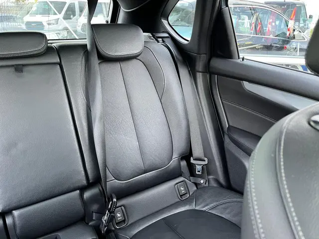 BMW 2 Serie Active Tourer 225xe 2015 Hybride Benzine 43