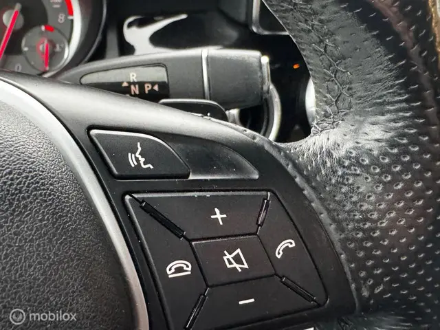 Mercedes-Benz CLA 200 2013 Benzine 22