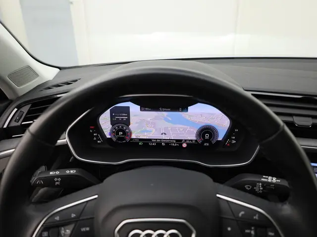 Audi Q3 35 TFSI/150PK Business Ed 2020 Benzine 41