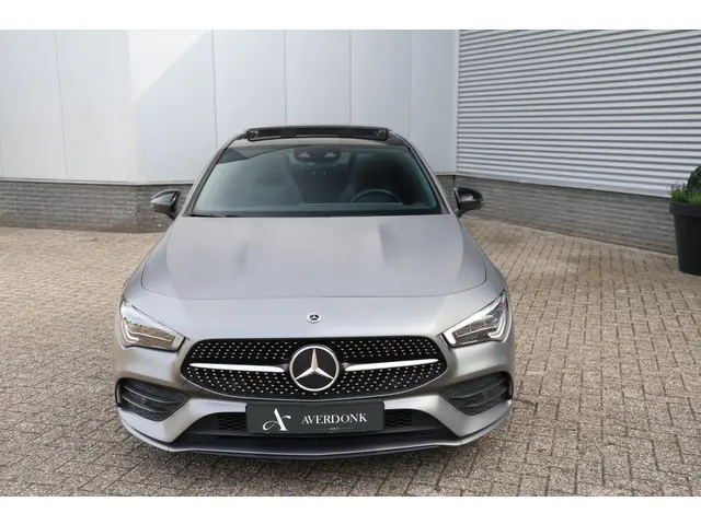 Mercedes-Benz CLA 200 164PK AMG Night Aut. 2020 Benzine 11