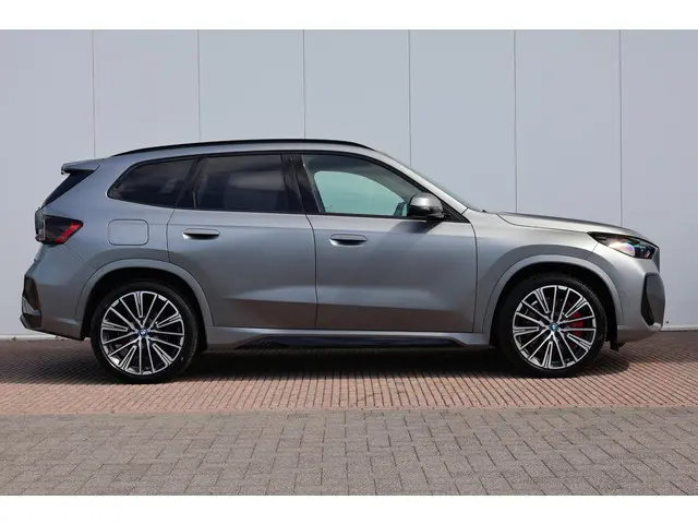 BMW X1 xDrive30e 2025 Hybride Benzine 5