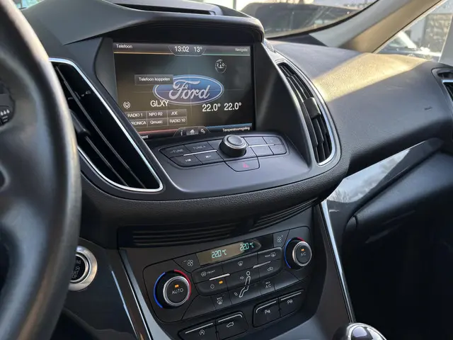 Ford C-MAX 1.5 Titanium 2016 Benzine 13