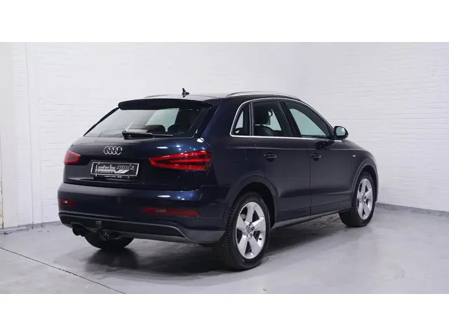 Audi Q3 2.0 TFSI quattro S Edition 2013 Benzine 5