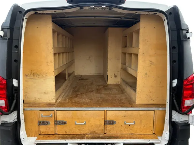 Mercedes-Benz Vito 111 CDI Functional- 2015 Diesel 3