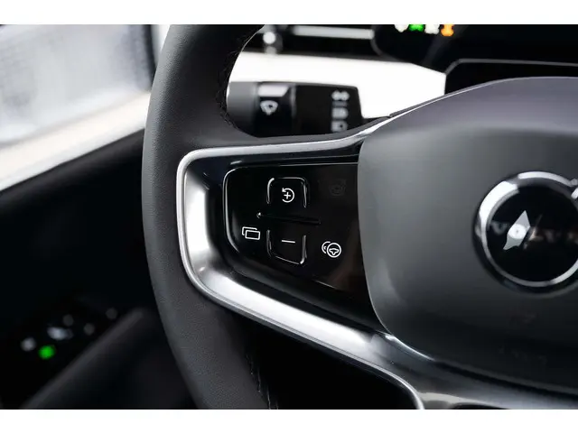 Volvo EX90 Twin Motor Performance Ultra 2025 Elektrisch 33